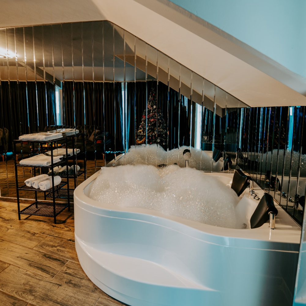 Lüks Jakuzili Daire